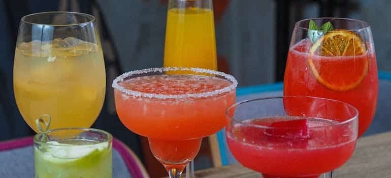 Ice drinks containing liquid weed, introducing the question of how do thc drinks make you feel